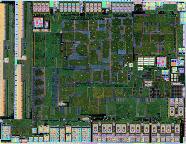 锐龙7 7800X3D开盖“果奔”：60秒后 惨烈一幕出现