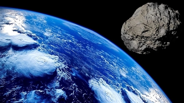NASA称巨型小行星正靠近地球：下周掠过 时速超8.2万公里