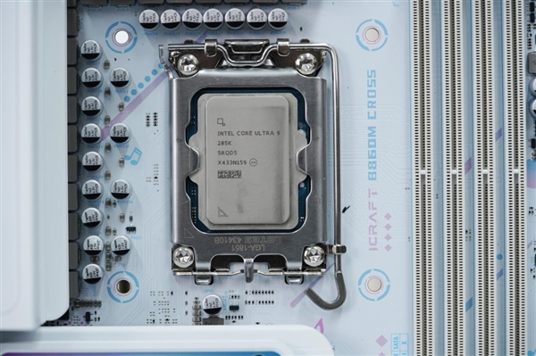 铭瑄首张二次元主板!MS-iCraft B860M CROSS系列图赏