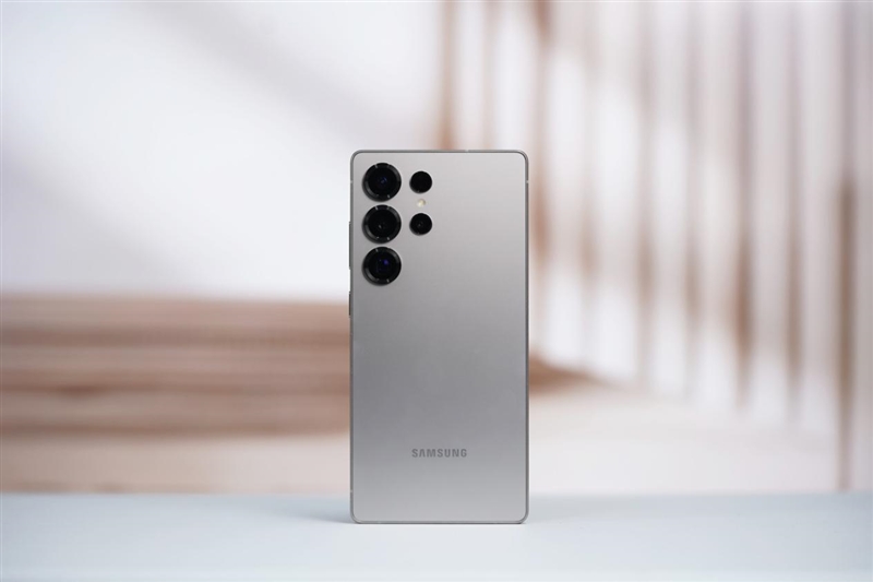 全球首发高频骁龙8至尊版！三星Galaxy S25 Ultra全面评测