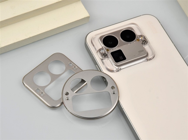 背屏、背部扬声器、可拆卸镜头模组：这些创新说明了什么