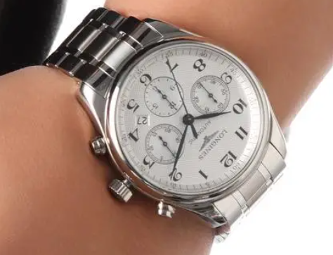 浪琴手表保养一次费用多少钱