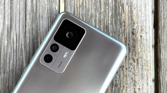 redmik60至尊版值得买吗