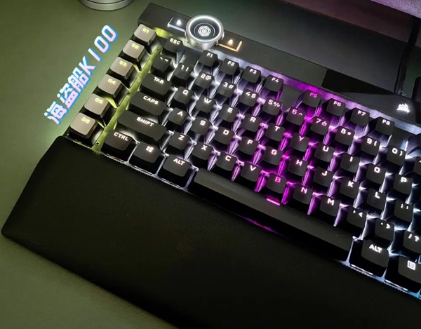 海盗船键盘第三个灯闪烁怎么回事