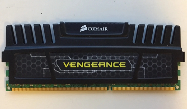 海盗船内存条属于几线品牌