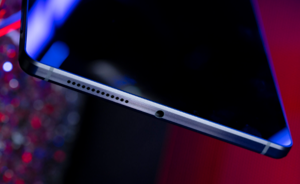 联想拯救者y700一代和二代区别