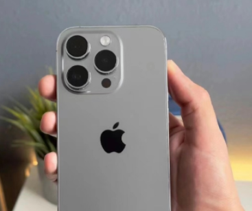 苹果16最新消息，将使用苹果15promax的四棱镜镜头模组