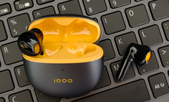 iQOOTWSAir2多少钱