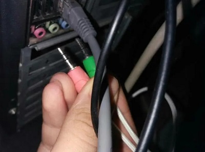 游戏耳机怎么插电脑
