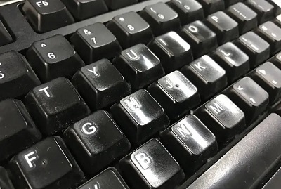 PBT键帽打油了怎么处理