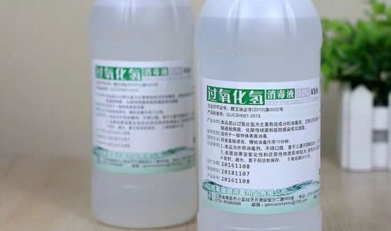 黄衣服染色怎么洗掉